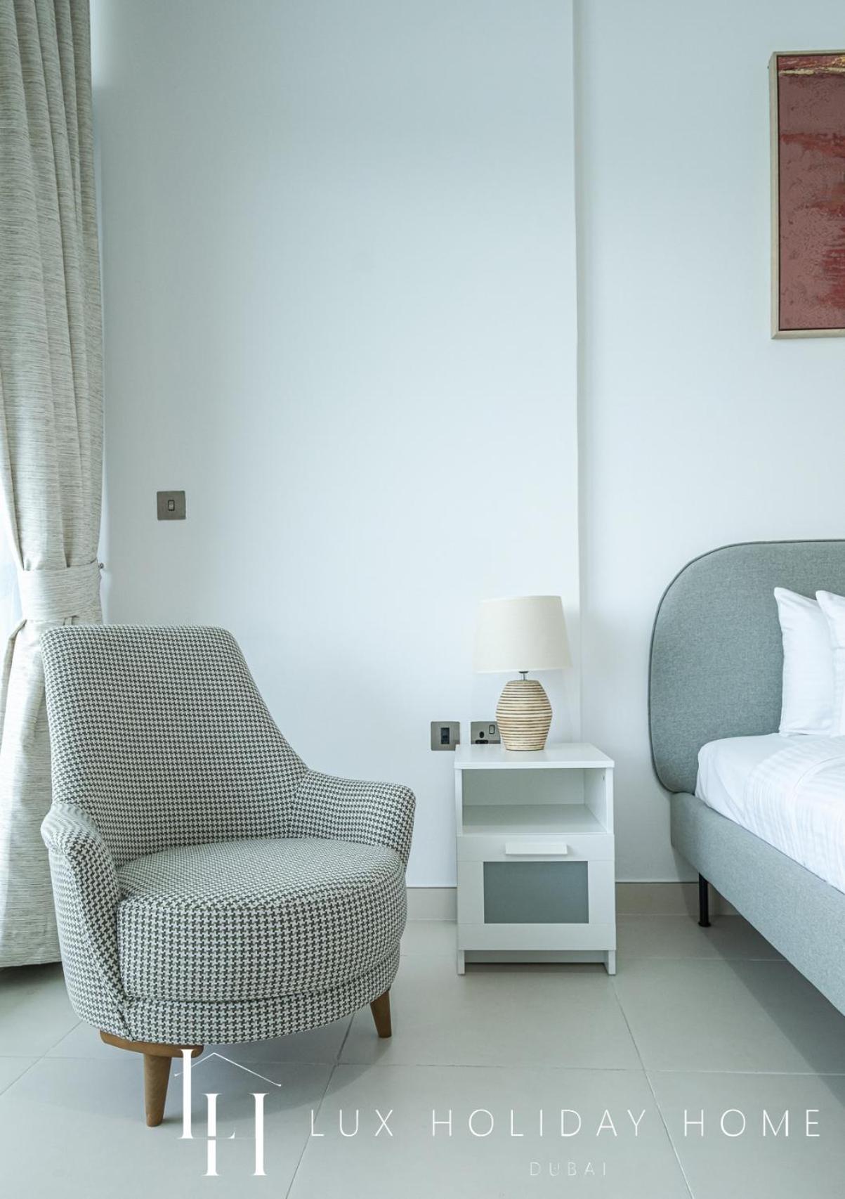 Lux Opulent Island Suite 6 Burj View ドバイ エクステリア 写真
